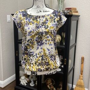 408- LOFT NWOT Size Small Petite Gold and Purple Top Soft, lightweight polyester